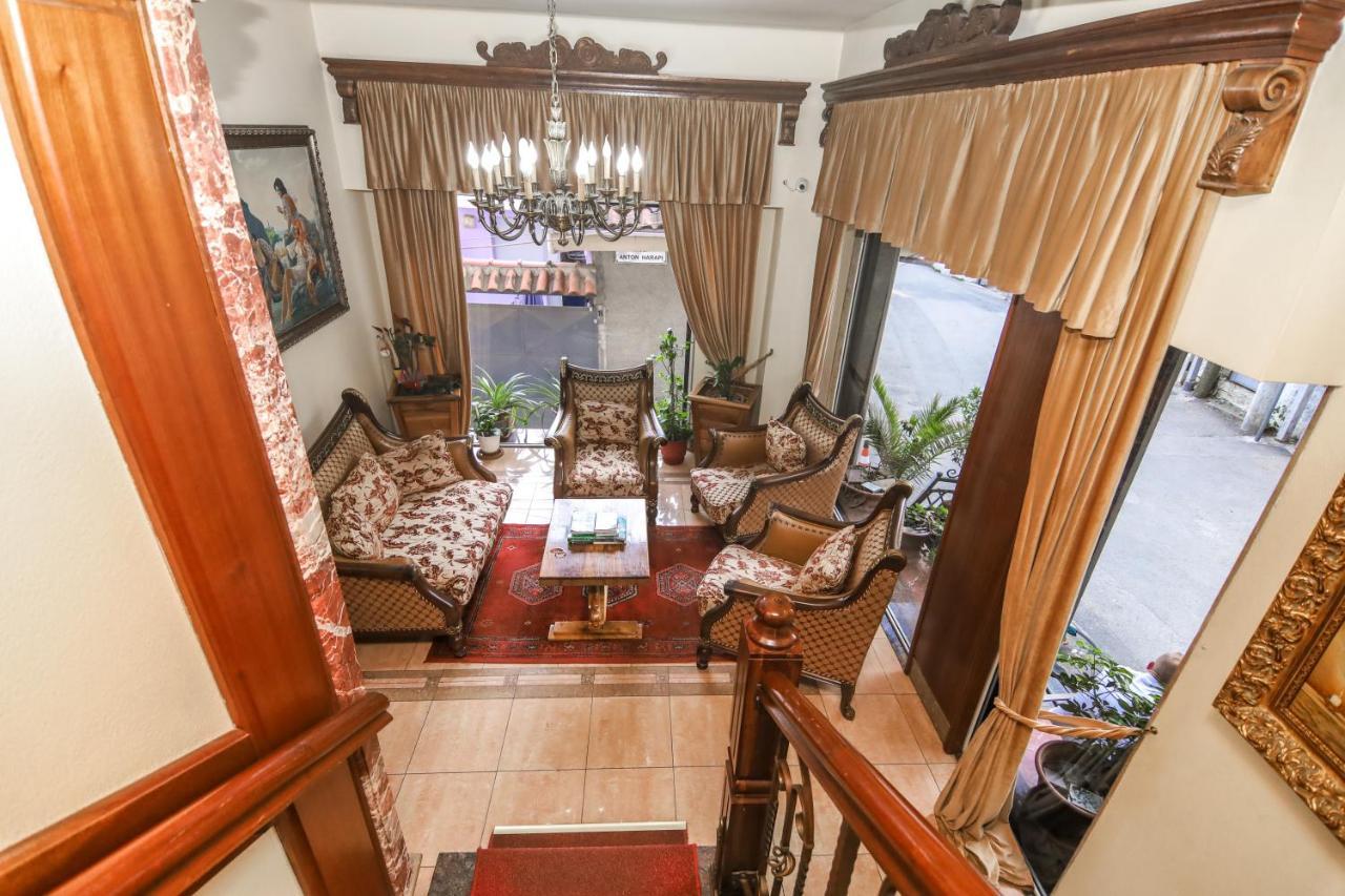 Brilant Antik Center Hotel Tiranë Luaran gambar