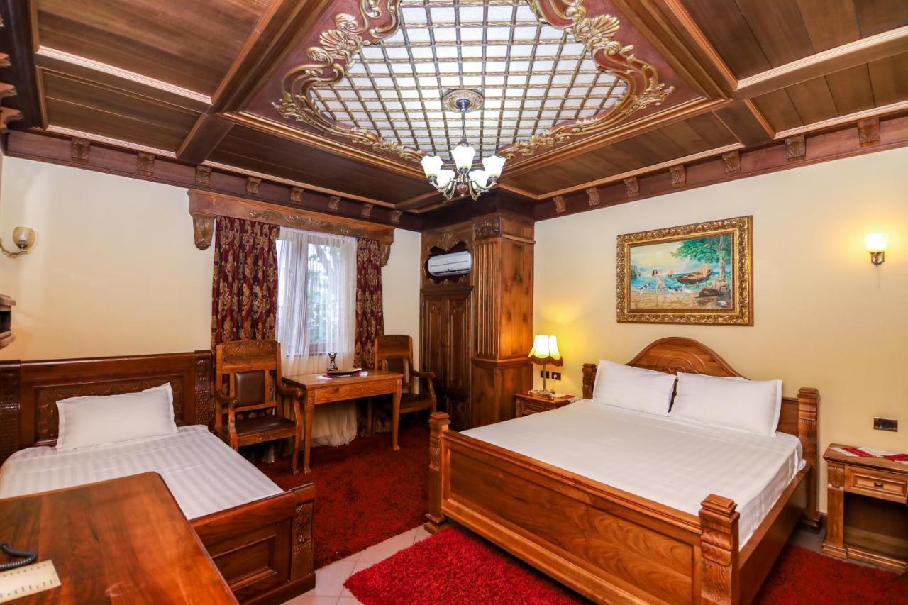 Brilant Antik Center Hotel Tiranë Luaran gambar