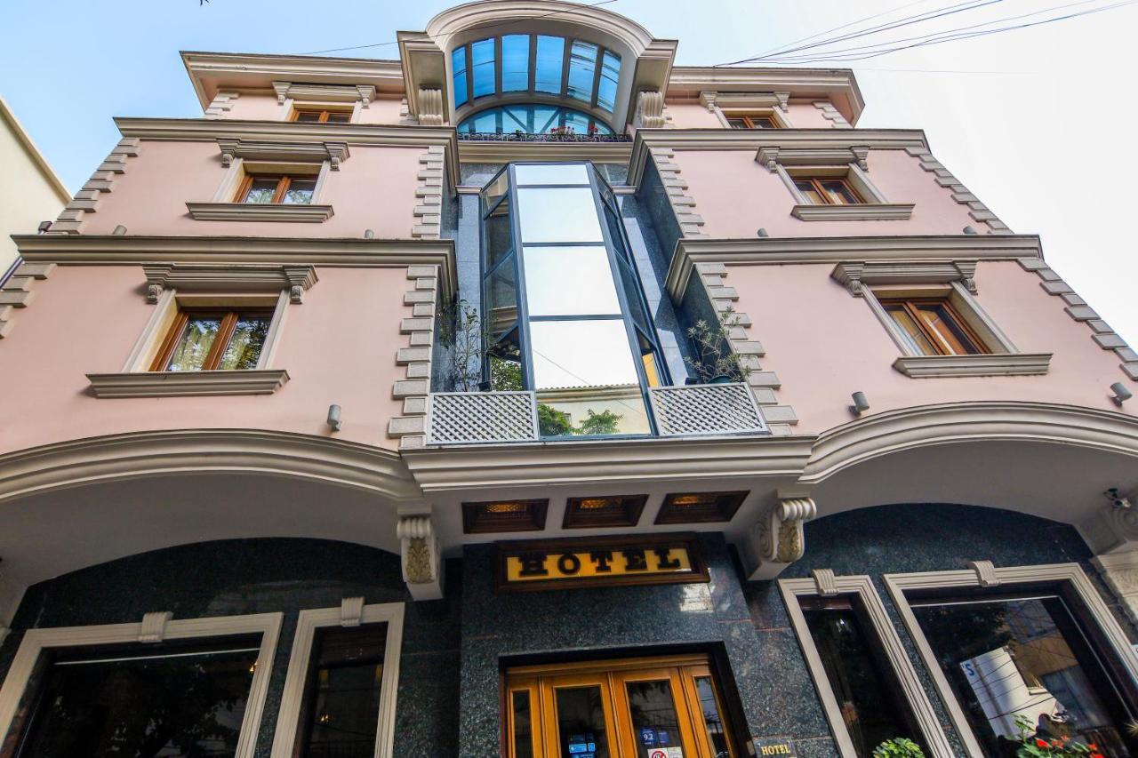 Brilant Antik Center Hotel Tiranë Luaran gambar